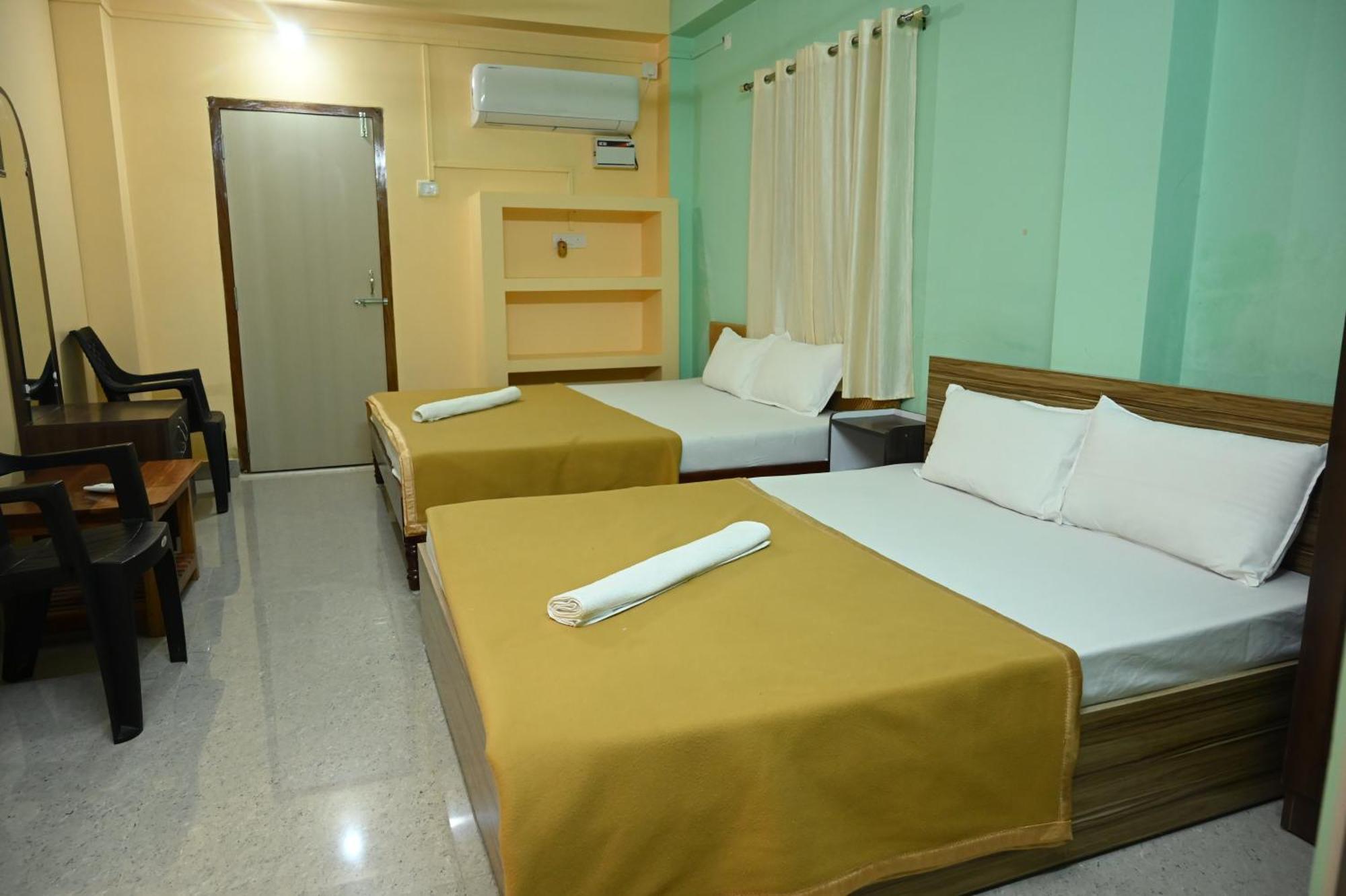Ferienwohnung Royal Seaview Residency Port Blair Exterior foto