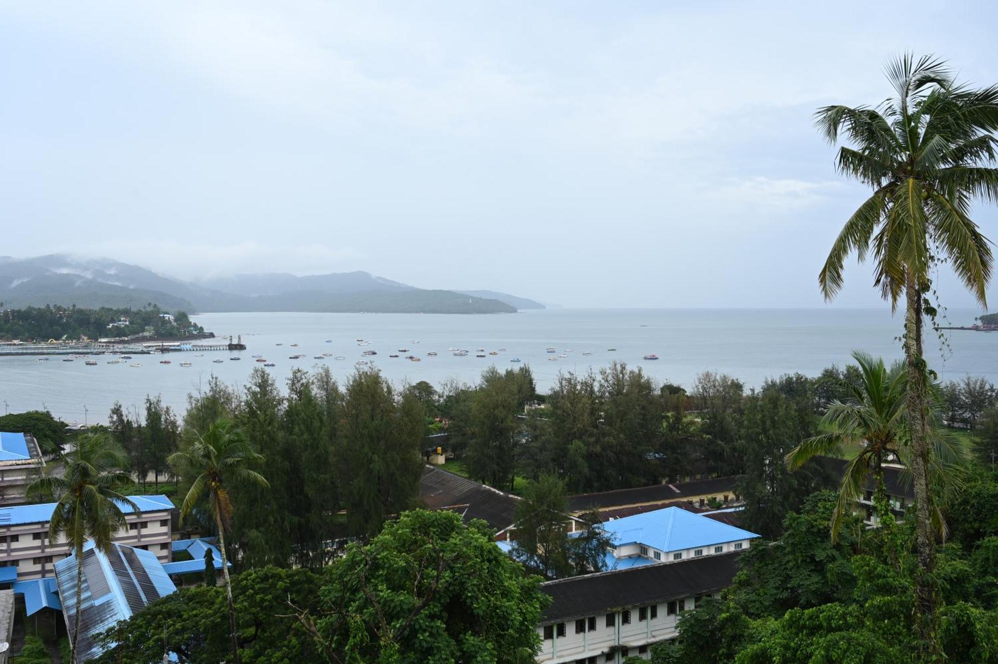 Ferienwohnung Royal Seaview Residency Port Blair Exterior foto