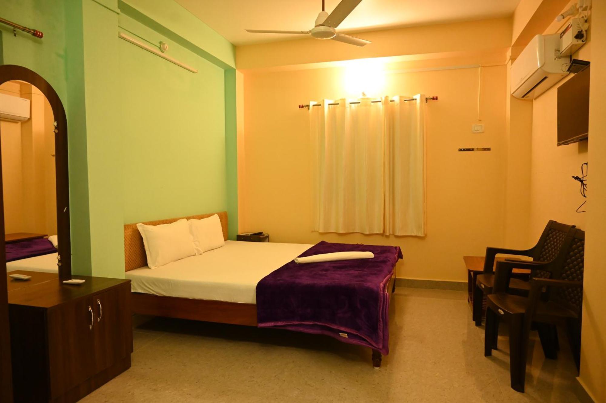Ferienwohnung Royal Seaview Residency Port Blair Exterior foto
